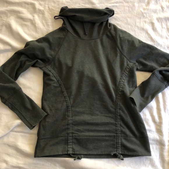 Women’s Lucy pullover top